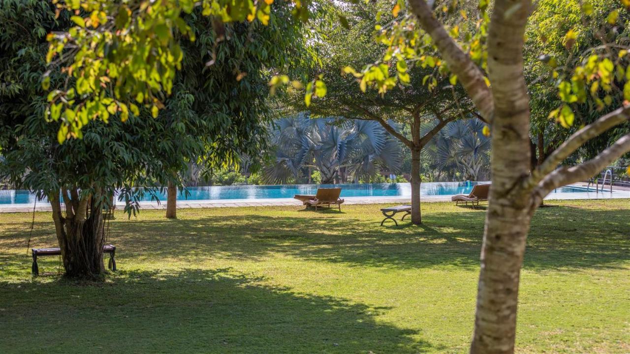 Birds Resort Hambantota Exterior foto